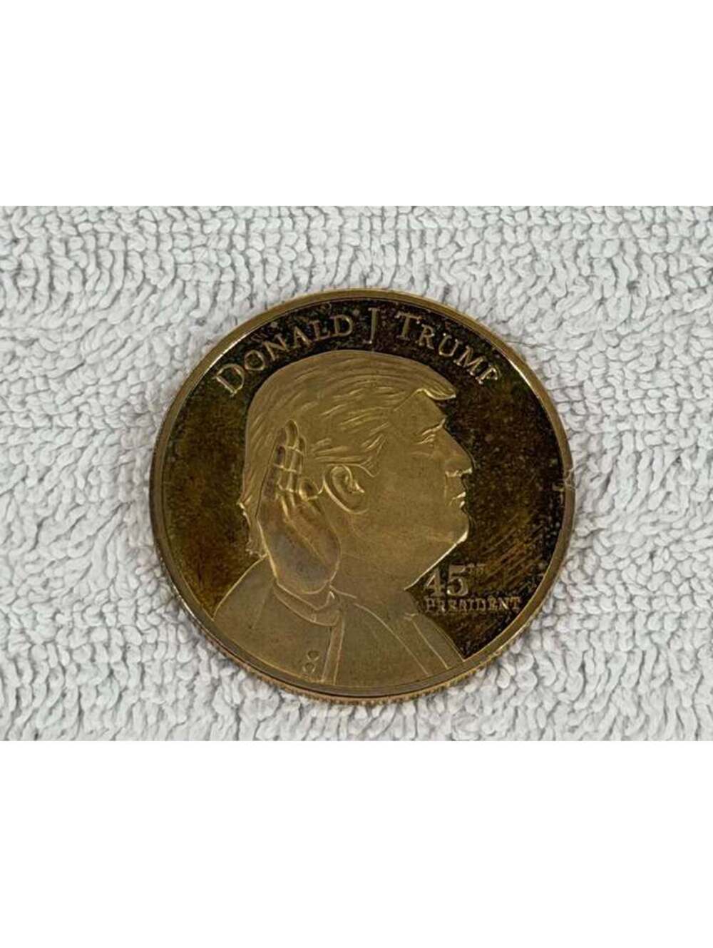Donald Trump 2020 Commemorative Challenge Coin